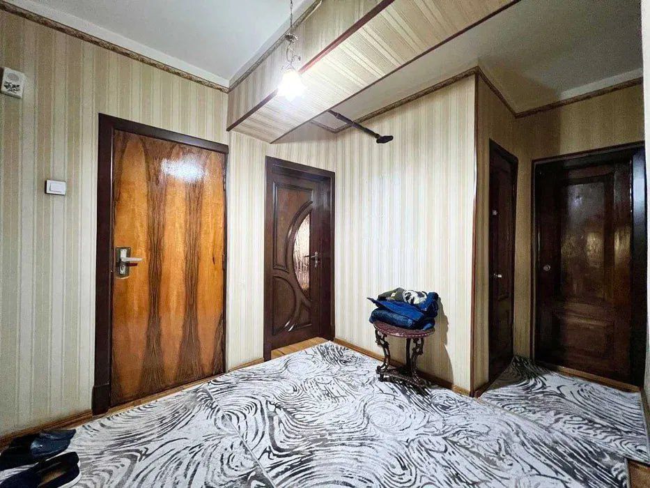 Квартира на Дархан -Загс Спец план 3/4/6  общ пл 90м ,дом с лифтом