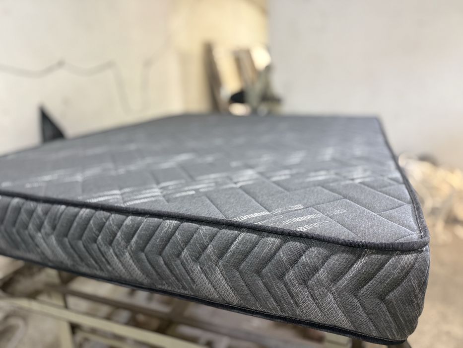 matras matras. 1 kvadrati 250 mingdan