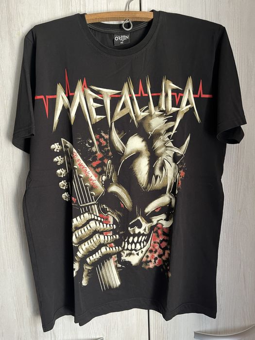 Tricouri XL- Metallica/Nightwish