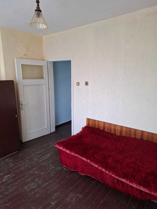 Продава се Тристаен апартамент в Ямбол, Военна база - 94 кв.м за 429 €/кв.м - Снимка #14