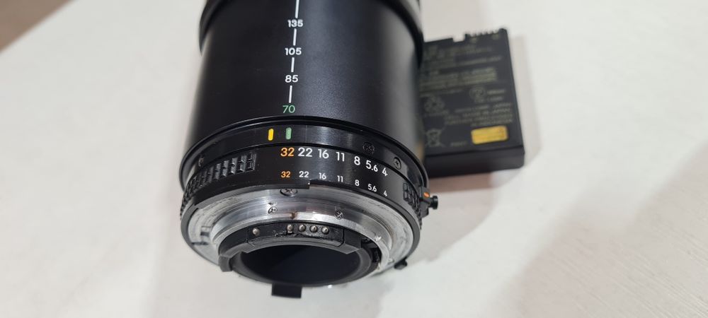 Aparat foto DSLR Nikon D3200 plus 2x obiective 70-210 si 18-55