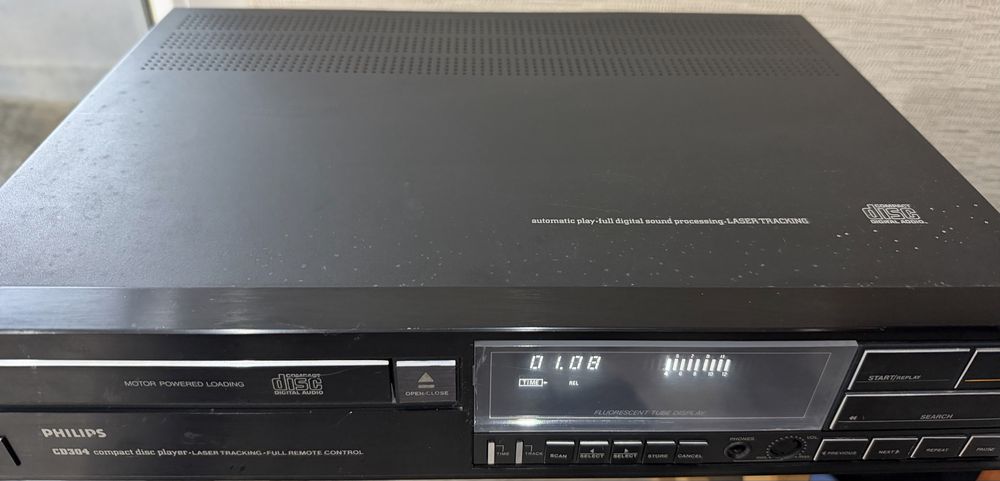 Philips CD304  CD плейър CDM-1