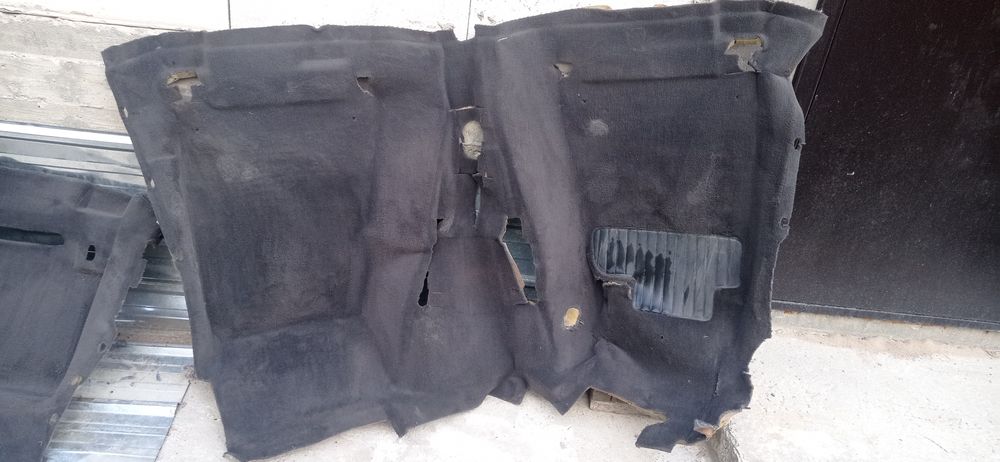 Ковралан в салон БМВ Е34