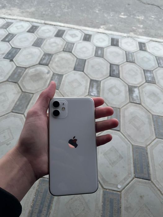 айфон 11 64г обмен.