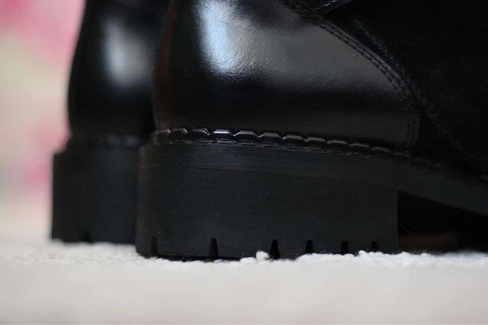 Нови кожени боти EVA MINGE