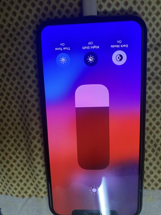 Iphone 11 pro sotiladi