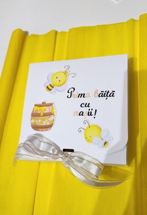 Prima băiță cu nașii