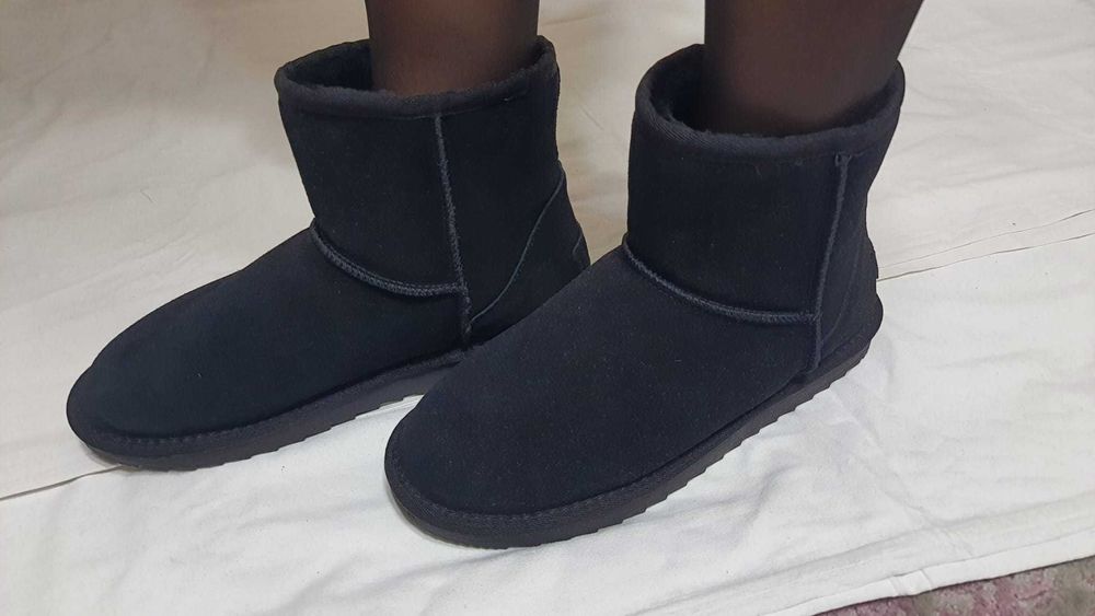 Ghete trendy stil UGG piele naturala imblanite Miss Globo marimea 41