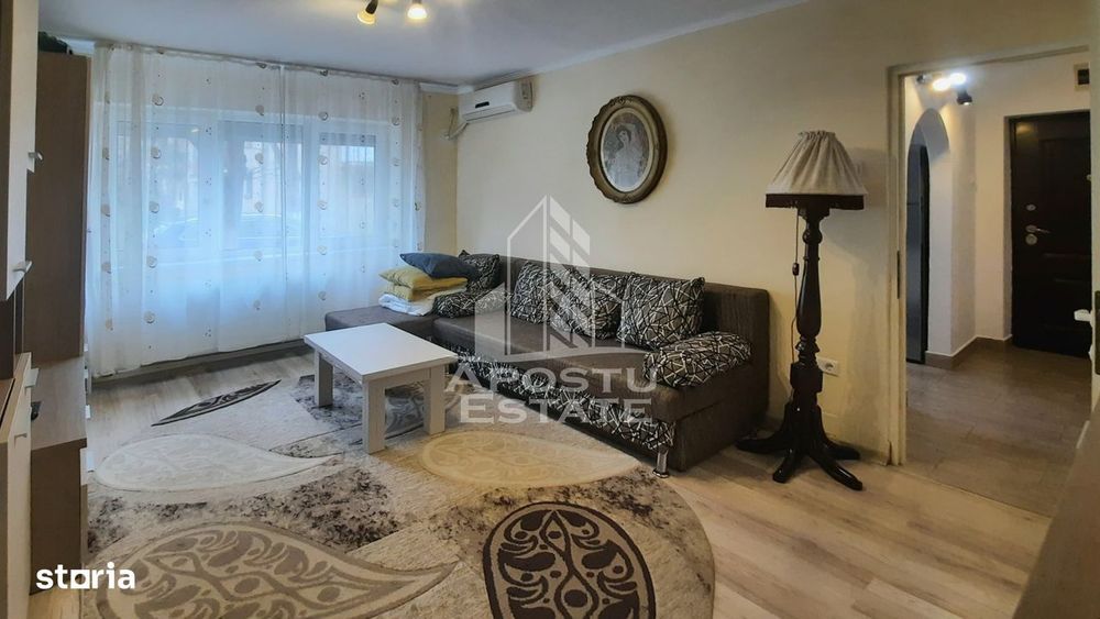 Apartament 2 camere la parter, zona centrala — fotografia 1
