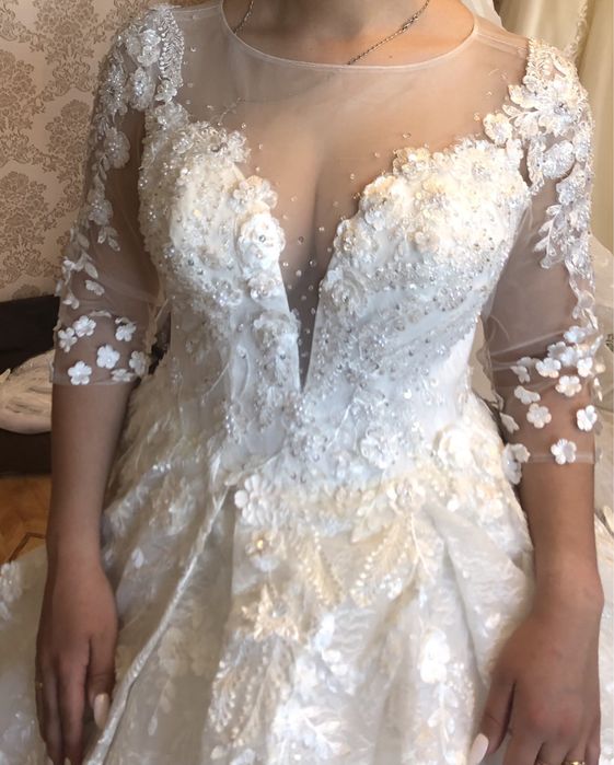 Свадебное платье