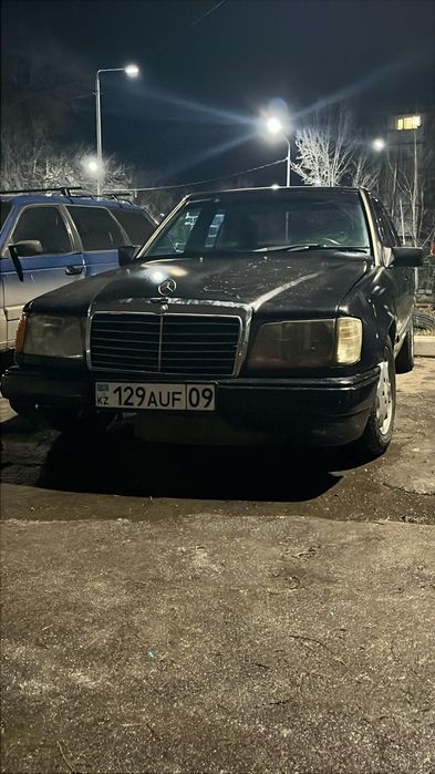 Mercedes-Benz W124