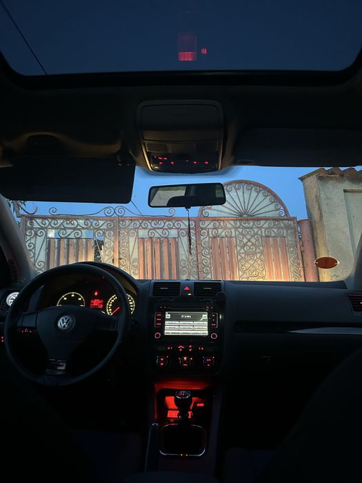 De vanzare golf 5 1.9 tdi