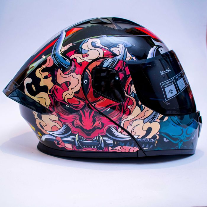 Модуларна / отваряема каска за мотор , скутер , пистов , Размер L56-58