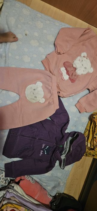 Orice bady 1 leu , orice bluza sau pantaloni 2 lei.