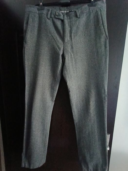 Pantaloni casual Zara slim