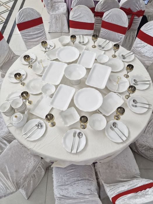 Прокат пасуда . Стол и стулья