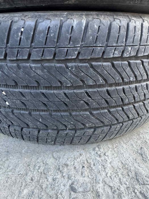 Anvelope Brigestone iarna/vara 750 de lei bucata