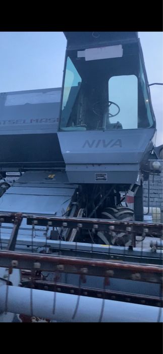 Комбайн Нива эффект