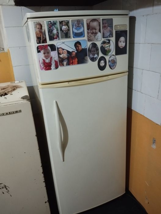 Халадилник сотилади срочна