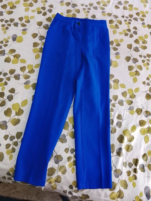 Костюм брючный .