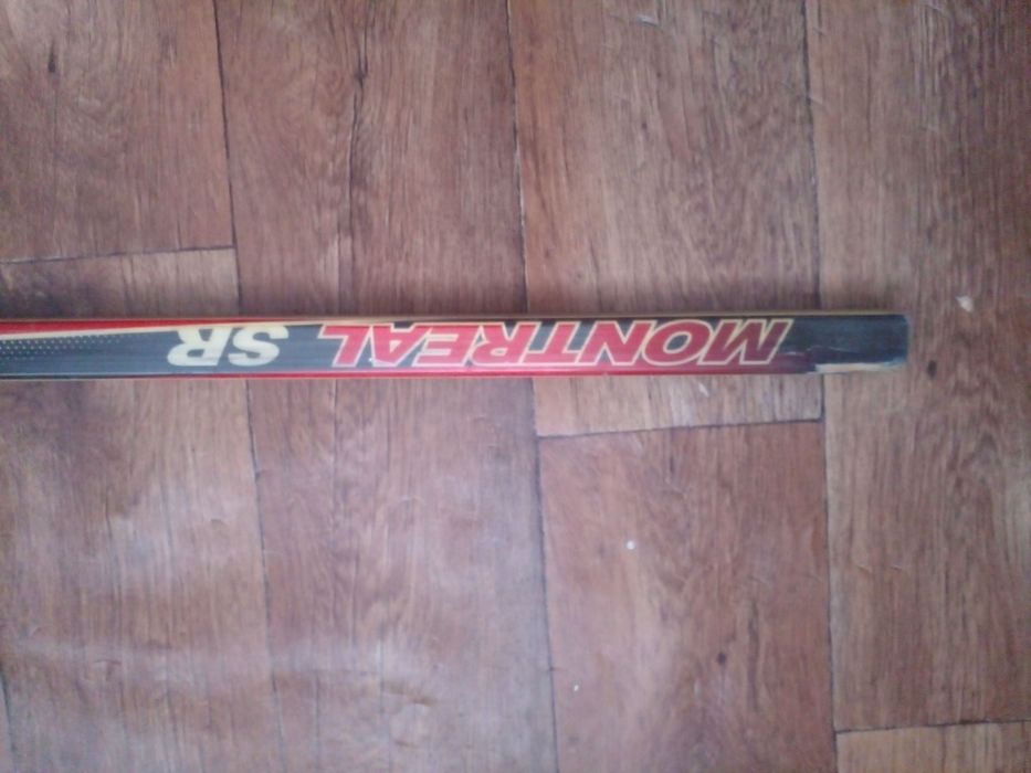 Деревянная клюшка