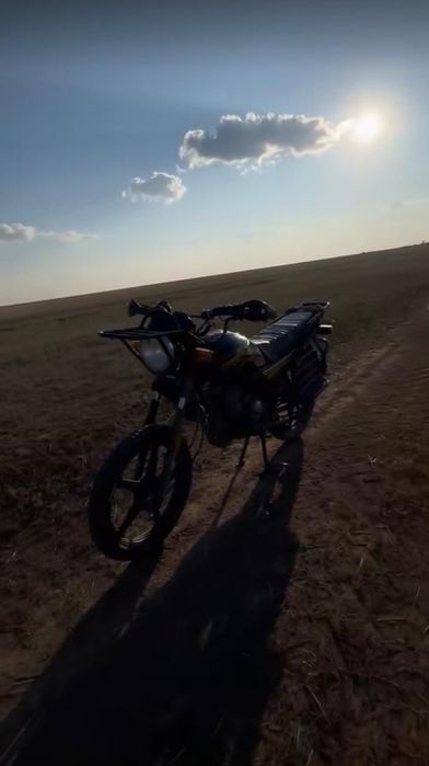 Продам мототцикл GSX 200сс
