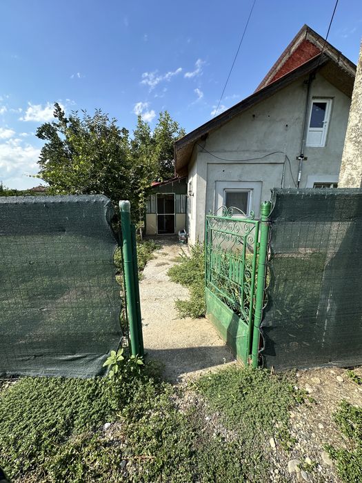 Vând proprietate – Casă și teren 1.300 mp în Crivăț, județul Călărași