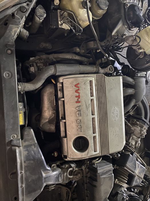 Двигатель на Lexus ES300