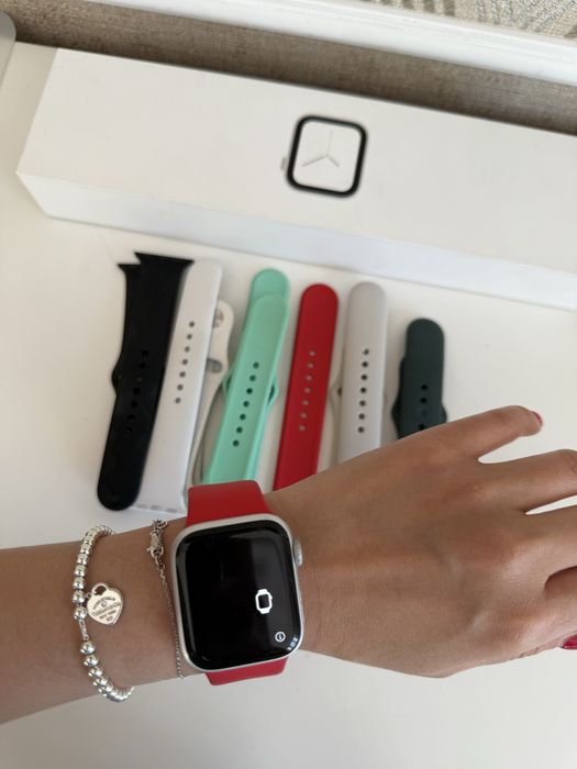 iWatch 4 , часы Apple, дешево