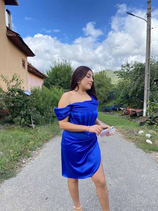 Vand rochie albastra