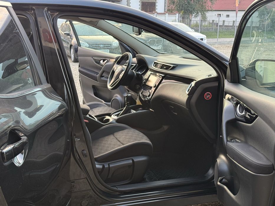 NISSAN Qashqai 11/2015 Euro 6 1.6 DCi 130 CP SE POATE IN RATE