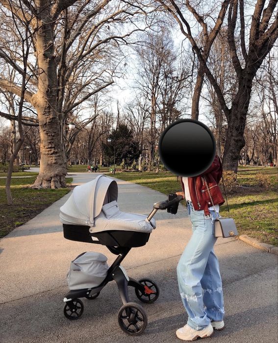 Детска количка Stokke Xplory V5 / Черно шаси / Light Grey Melange