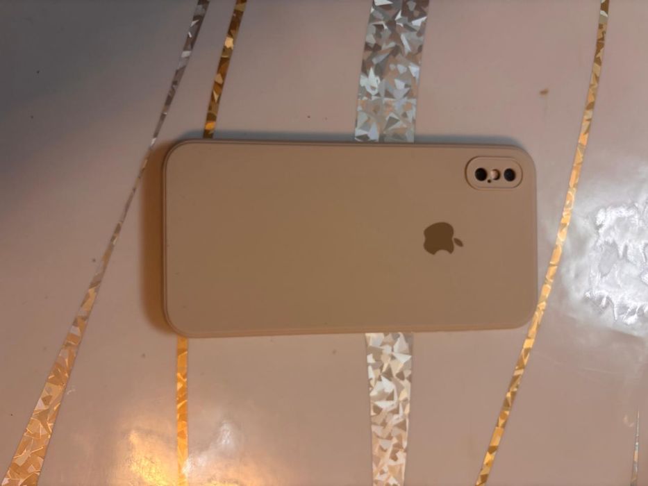 Iphone xs max продаю