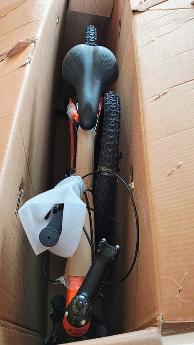 2 x Biciclete 27.5" Rowan Omega, 1 galben-negru + 1 portacoliu + negru