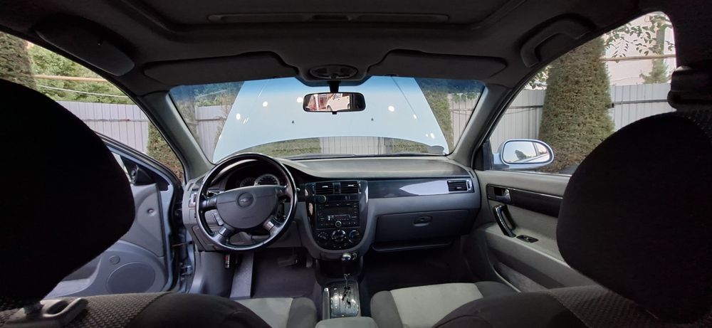 Lacetti delfin 1.8