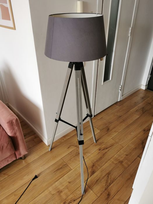 Lampa de podea cu 3 picioare tripod lampadar