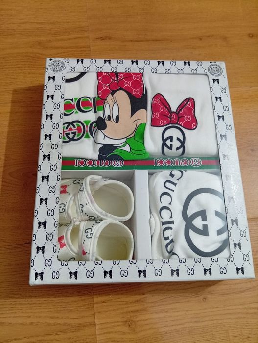 Seturi de bebeluși 0, 3 lunii