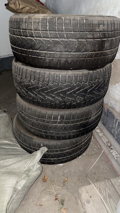 Резина 245/40/20 зима