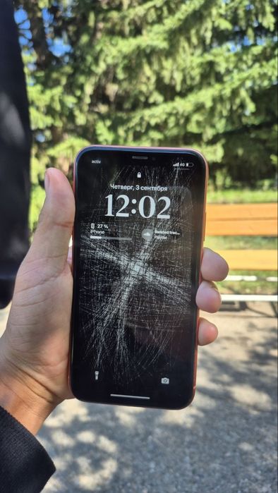 Iphone XR 128/76ем