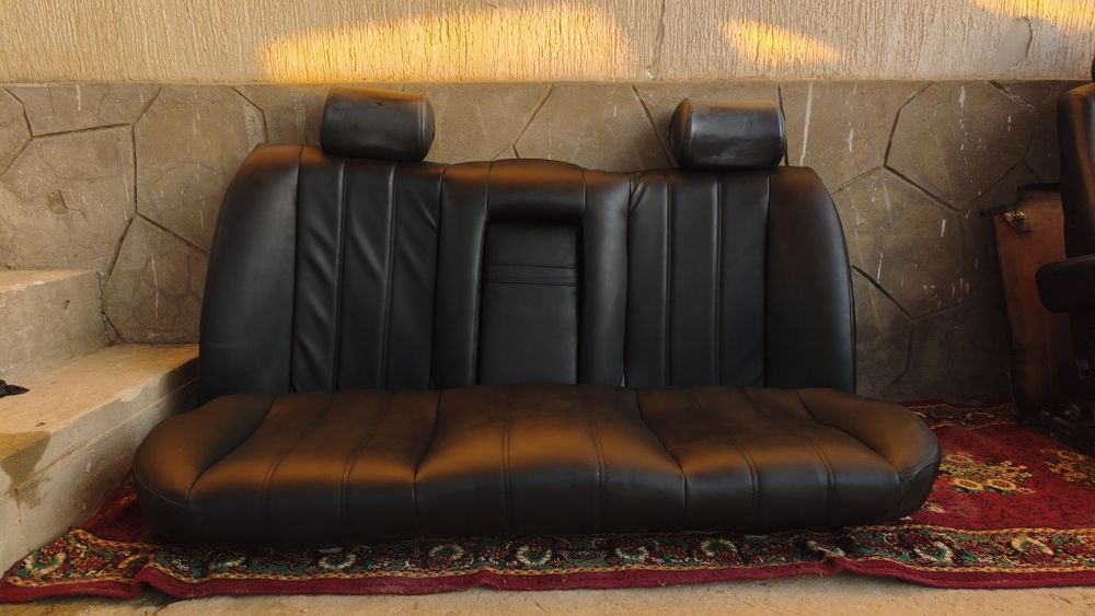 Продам сидения на BMW e34