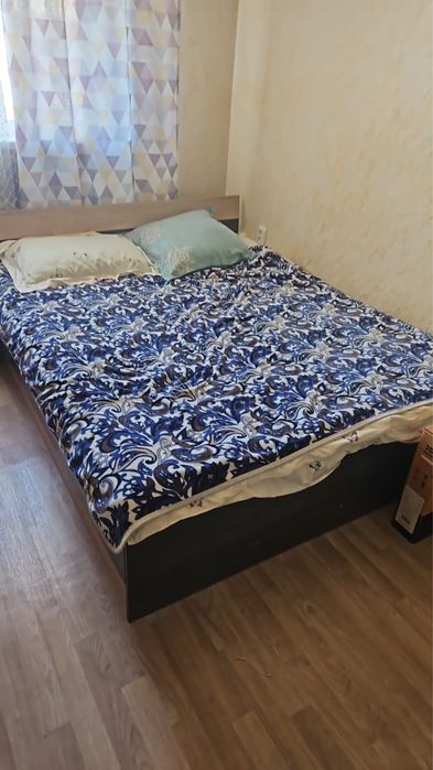Шифониер,тумбачка,катод,кровать двухспалка