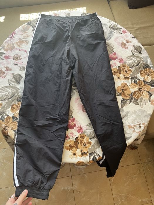 Ново Долнище анцуг Adidas Originals GN2868