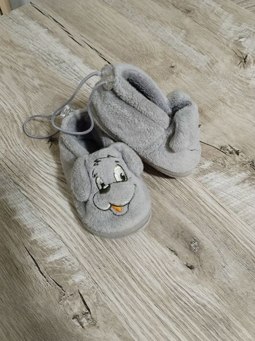 Вязаный костюмчик на девочку