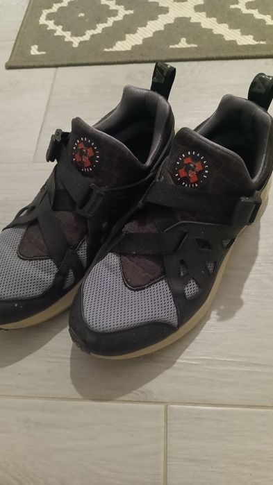 Vând 3 perechi Puma,Nike,Under Armour
