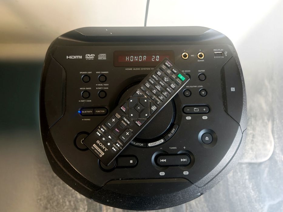 Тонколона Sony v21d