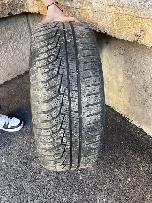 Cauciucuri iarna hankook r17