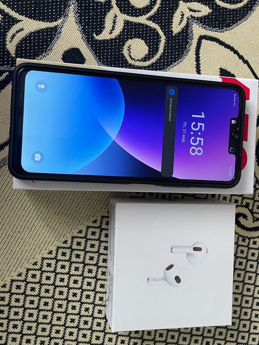 Смартфон Itel a70