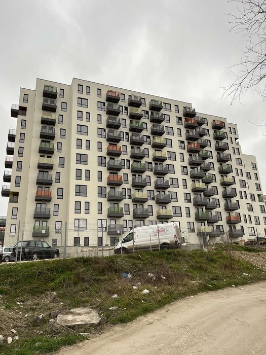 Дава под наем паркомясто