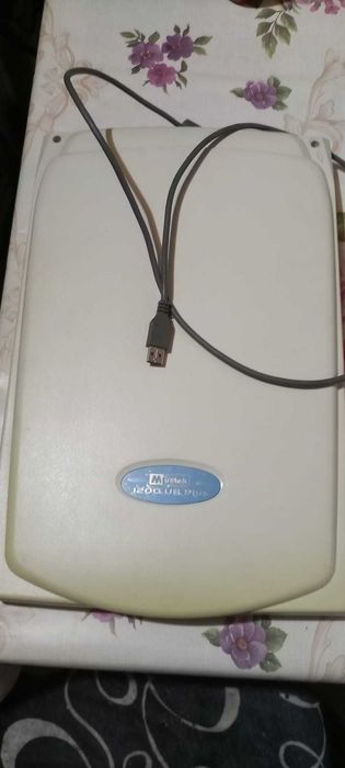 Scaner Mustek 1200 UB plus