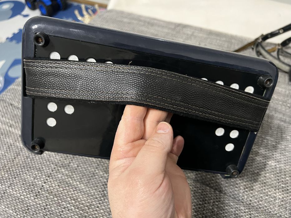 Acordeon TYAA pentru  copii  in stare buna